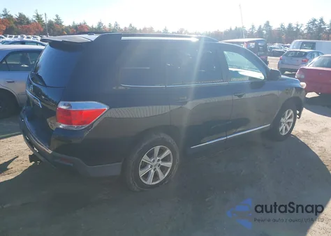 2012 Toyota Highlander Se V6 из США, поврежденный, VIN 5TDBK3EH3CS099319